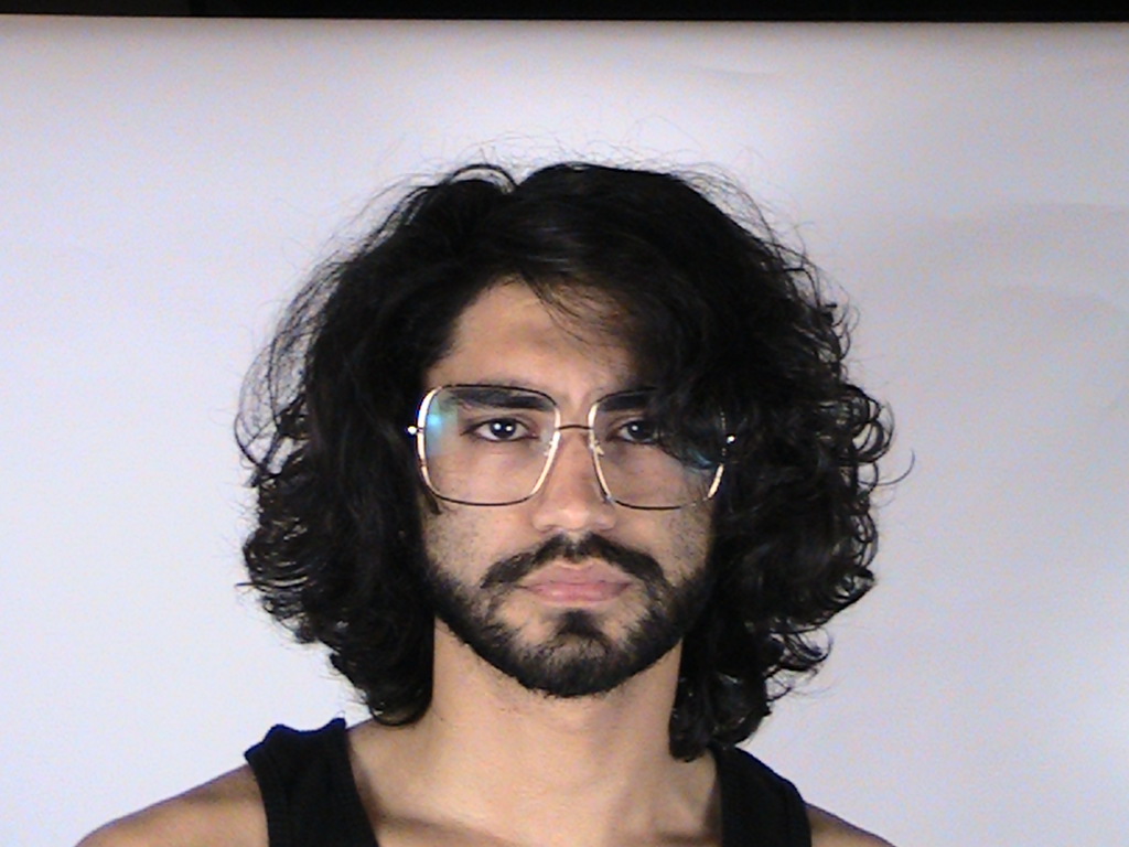 modelmarathon.tearyeyed